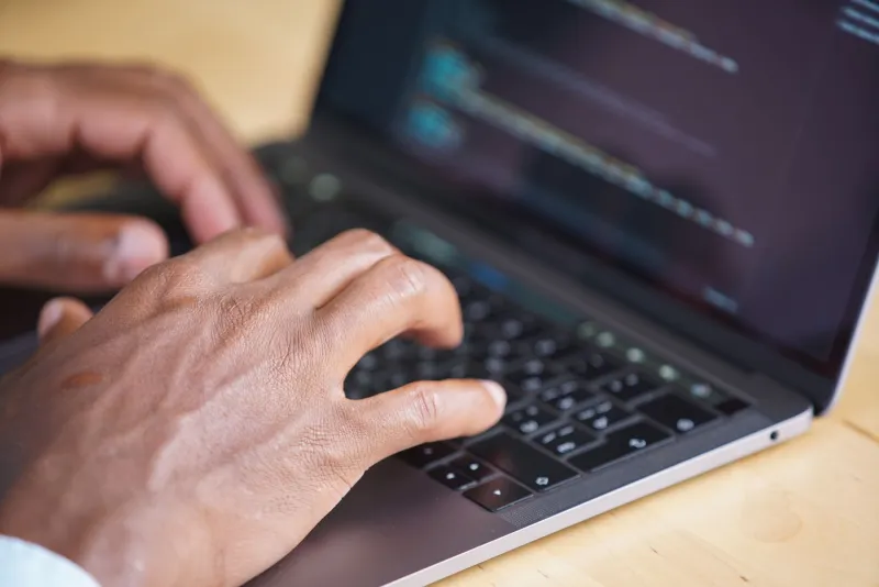 Ninety Seconds in the Tracker: What a Stranger Actually Learns About Your Project